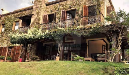 Casa com 3 dormitórios à venda, 532 m² por R$ 2.800.000,00 - Granja Viana - Carapicuíba/SP