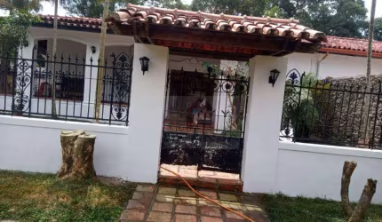 Casa com 4 dormitórios à venda, 369 m² por R$ 1.300.000,00 - Granja Viana - Cotia/SP