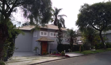 Casa com 3 dormitórios à venda, 300 m² por R$ 1.600.000,00 - Granja Viana - Carapicuíba/SP