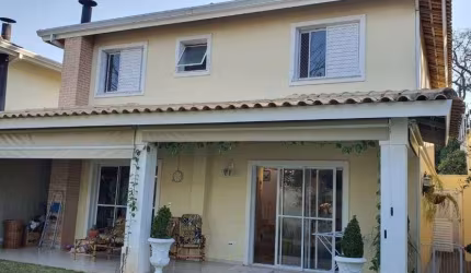 Casa com 4 dormitórios para alugar, 220 m² por R$ 9.540,01/mês - Granja Viana - Cotia/SP