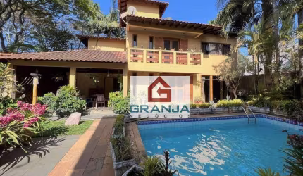 Casa com 4 dormitórios à venda, 481 m² por R$ 1.570.000,00 - Granja Viana - Cotia/SP