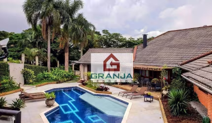 Casa com 5 dormitórios, 850 m² - venda por R$ 3.800.000,00 ou aluguel por R$ 16.000,00/mês - Granja Viana - Carapicuíba/SP