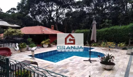 Casa com 4 dormitórios para alugar, 380 m² por R$ 15.000,00/mês - Granja Viana - Carapicuíba/SP