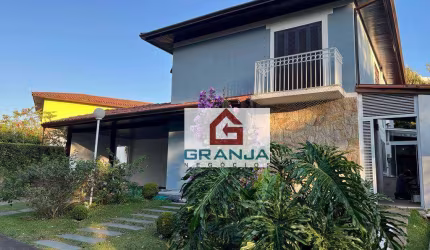 Casa com 4 dormitórios à venda, 303 m² por R$ 1.590.000,00 - Granja Viana - Cotia/SP