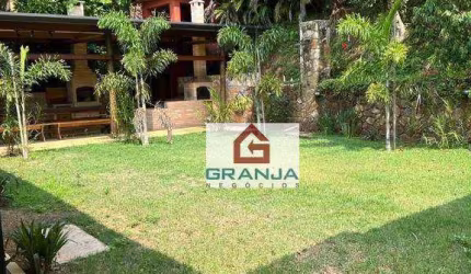 Casa com 3 dormitórios para alugar, 380 m² por R$ 10.000,00/mês - Granja Viana - Cotia/SP