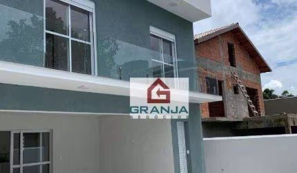 Toda infraestrutura de ar condicionado já pronta  Aquecimento a gás já instalado  Compressor para aumentar a pressão da água.