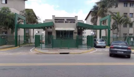 Lindo Apartamento Reformado com 51m2 e 02 dormitorios - Cotia KM26