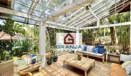 Maravilhoso Imóvel Reformado com 4 dormitórios (2 suítes) à venda, 282 m² por R$ 1.350.000 - Granja Viana - Cotia/SP