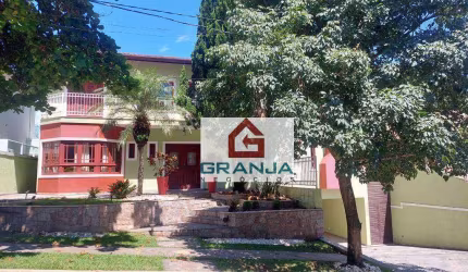 Linda Casa com 4 suítes, closet, planejados, piscina, área gourmet! à venda, 436 m² por R$ 2.950.000 - São Paulo II - Cotia/SP