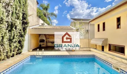 Casa Maravilhosa com 3 dormitórios (1 suíte), piscina, churrasqueira à venda, 390 m² por R$ 1.780.000 - São Paulo II - Cotia/SP