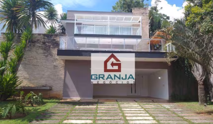 Incrível Casa com 3 suítes, planejados, climatizada! à venda, 400 m² por R$ 2.390.000 - Granja Viana - Carapicuíba/SP