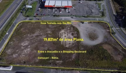 CAMAÇARI - ÁREA COM 19.821m² na melhor localização da Cidade. Ideal para os seus projetos. Entrem em contato conosco e agendem uma visita.