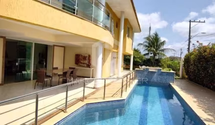 Casa em Guarajuba, Litoral Norte da Bahia há dois minutos da praia andando.