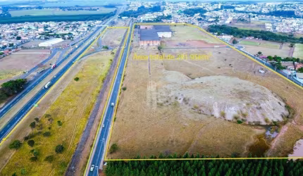 Área de 291,956m² com galpão industrial de 19.898m² à venda na Rodovia Washington Luís, Ibaté-SP - Antiga CBT, Companhia Brasileira de Tratores.