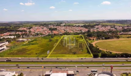 TERRENO A VENDA EM CAMPINAS / SP COM 60.000M² - 128m de frente para a Rodovia Anhanguera. Localização nobre ao lado do Jockey Club.