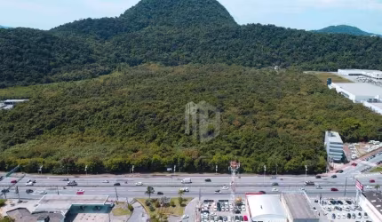 Terreno Único em Praia Grande/SP – 307.000m² | Ao Lado do Litoral Plaza | Frente para Avenida Principal