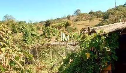 Chácara á venda com casa simples de 02 quartos, terreno de 5.000m² Rio Manso MG!