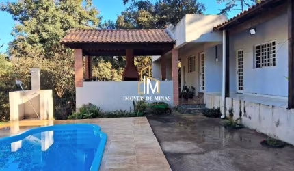 Chácara á venda com 03 quartos sendo 01 suíte, terreno de 1000m² em Igarapé MG!
