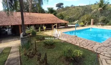 Sítio a venda de 3600m² com piscina, campo de futebol e lagoa São Joaquim de Bicas MG!