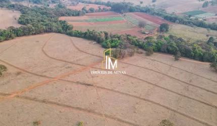 Terrenos á venda de 1000m² no Distrito de Serra Azul em Mateus Leme MG!