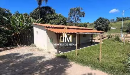 Fazenda á venda de 12 hectares com 06 nascentes e 03 lagoas em Crucilândia MG!