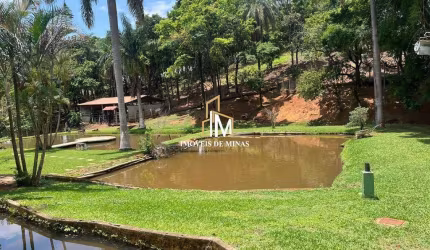 Sítio a venda com 04 quartos sendo 01 suíte, 16.000m² Igarapé MG