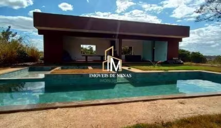 Chácara á venda com piscina e área gourmet, terreno de 1200m² em Igarapé MG!