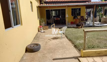 Chácara á venda com 03 quartos, terreno de 5090m² em Itatiaiuçu MG!