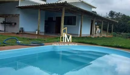 Chácara á venda com 03 quartos (01 suíte), terreno de 1.400m² em Itatiaiuçu MG!