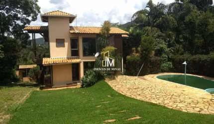 Casa à venda condomínio fechado: 1.000m², 03 quartos (01 suíte)segurança 24h!