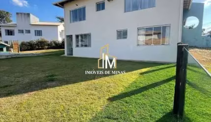 Casa de condomínio com 03 quartos sendo 01 suíte, terreno 1000m² em Igarapé MG!