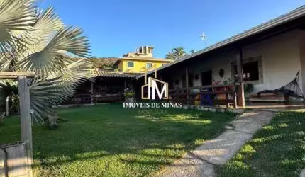 Casa de condomínio á venda 1000m², com 04 quartos sendo 01 suíte em Igarapé MG!