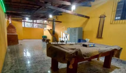 Casa á venda terreno 720m² em São Joaquim de Bicas MG!