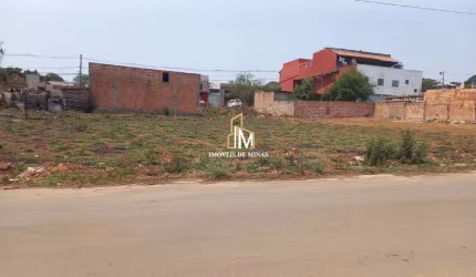Terreno á venda de 360m², plano com excelente localização em Igarapé MG!