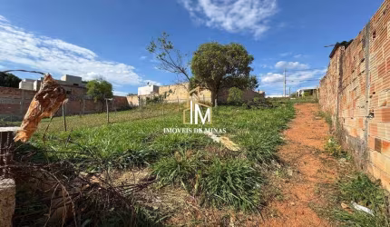 Lote á venda de 360m² com registro e escritura em Igarapé-MG!