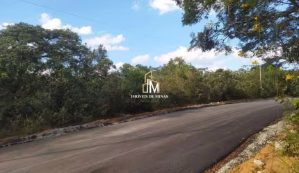 Terreno/Lotes á venda de 930m² sendo Condomínio fechado em Itatiaiuçu MG!