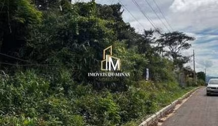 Terreno á venda de 1000m² com excelente localização em Itatiaiuçu MG!