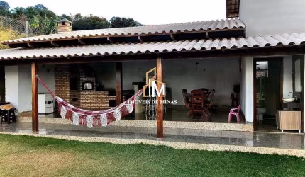 Casa de condomínio a venda Igarapé MG! Estuda pegar Apartamento de menor valor.