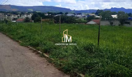 Terreno á venda de 360m² com topografia plana em Igarapé MG!