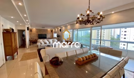 Apartamento com 211m à venda no Panamby