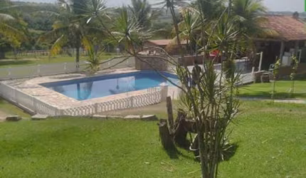 Casa para Venda em Salto, Distrito Industrial do Lageado, 4 dormitórios, 1 suíte, 1 banheiro, 10 vagas