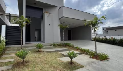 Casa em Condomínio para Locação em Salto, Residencial Central Parque, 3 dormitórios, 3 suítes, 3 banheiros, 4 vagas