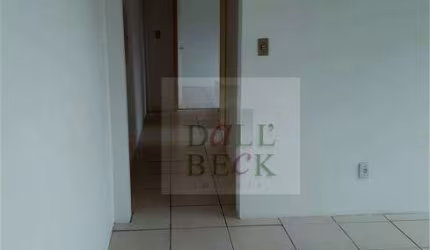 Apartamento para aluguel possui 62 metros quadrados com 2 quartos em Cristal - Porto Alegre - RS