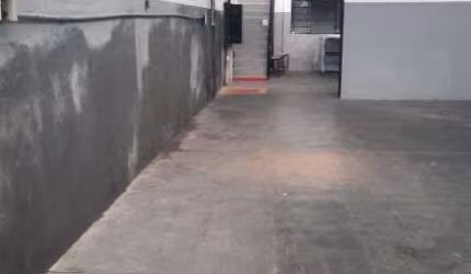 GALPÃO DE 600M², FORÇA TRIFÁSICA, BANHEIROS, VESTIÁRIO, REFEITÓRIO, SALA NA ENTRADA, MEZANINO COM ESCRITÓRIO POR 1.800.000,00 - V. FORMOSA/SP