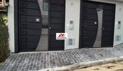 Lindos sobrados novos todos em porcelanato e granito, acabamento em vidro de 100m² com 3 dormi, 1 suíte, 2 vagas por 610.000,00 - V. Ema/SP