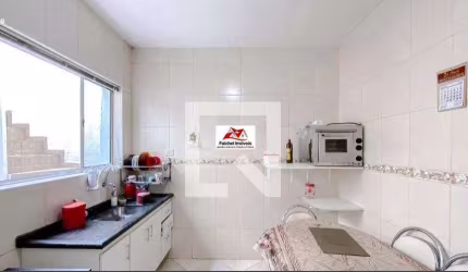 Excelente sobrado de 140m² com 3 dormitórios, 1 vaga, quintal por 590.000,00 - Vila Regente FeijoóSP