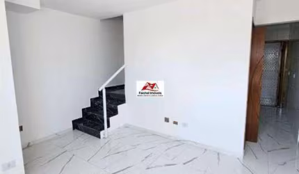 Sobrado novo em Condomínio Fechado na Vila Granada!!