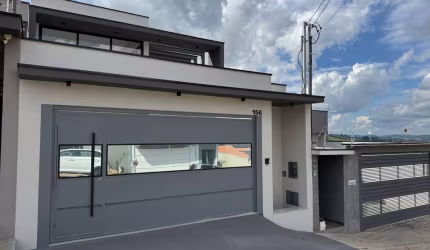 Imperdível Casa à Venda em Bragança Paulista-SP, Condomínio Villa Verde: 3 quartos, 1 suíte, 2 salas, 2 vagas, 135,00 m².