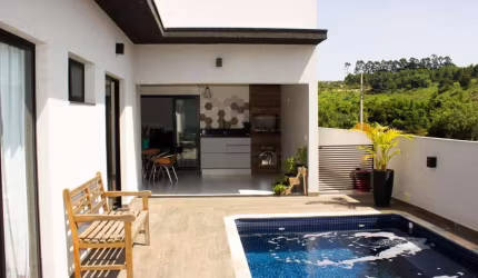 Linda casa condominío fechado Bragança paulista