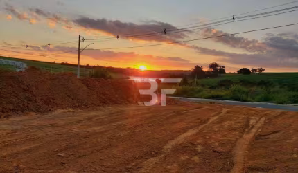 Lote ja com terraplanagem - Smart City